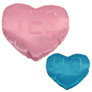 �ϡ���LOVE���å����(LOVE PILLOW)